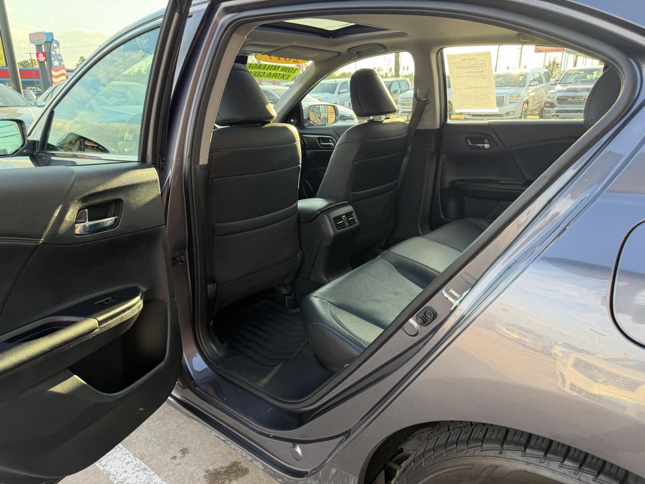 Honda Accord Sedan EX-L CVT w/Navi & Honda Sensing 2017