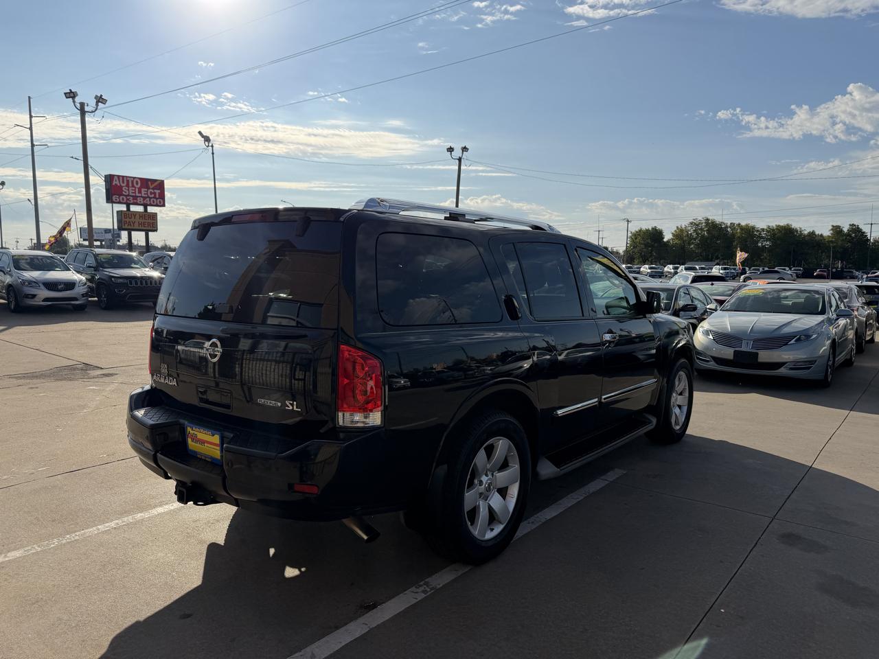 Nissan Armada 2WD 4dr SL 2012