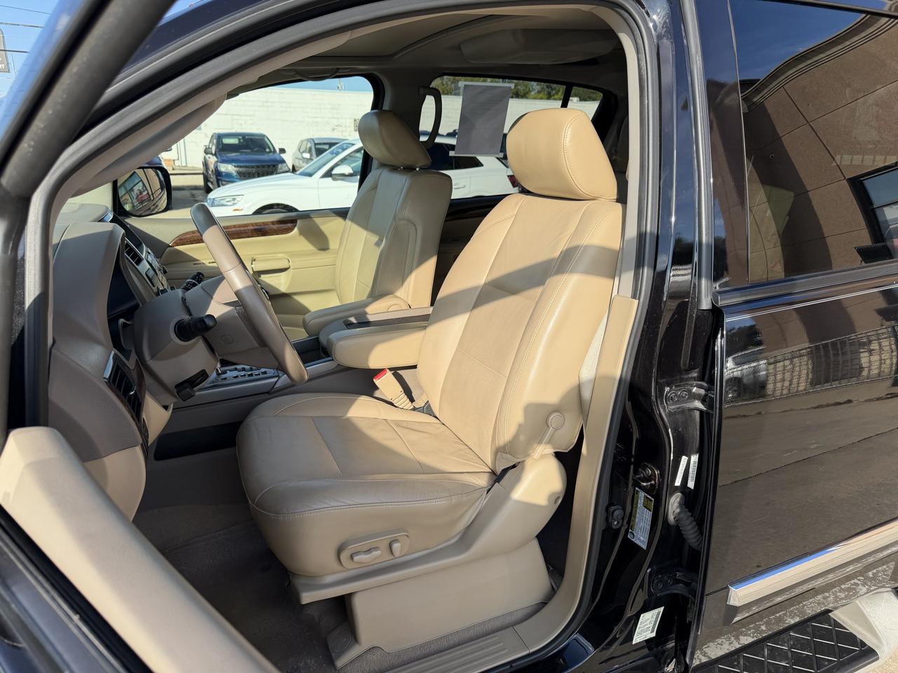 Nissan Armada 2WD 4dr SL 2012