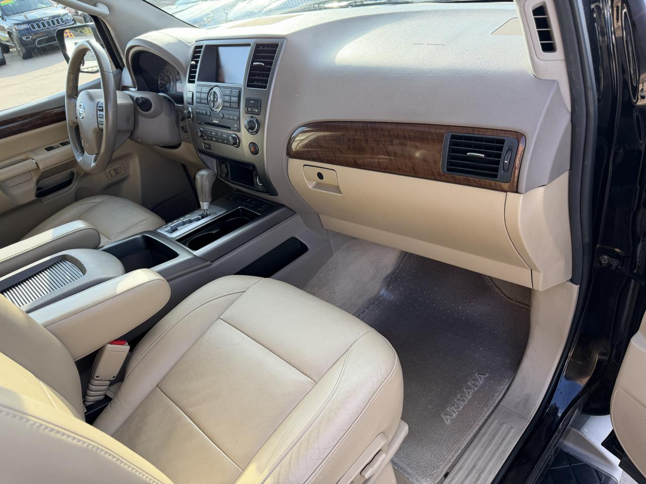Nissan Armada 2WD 4dr SL 2012
