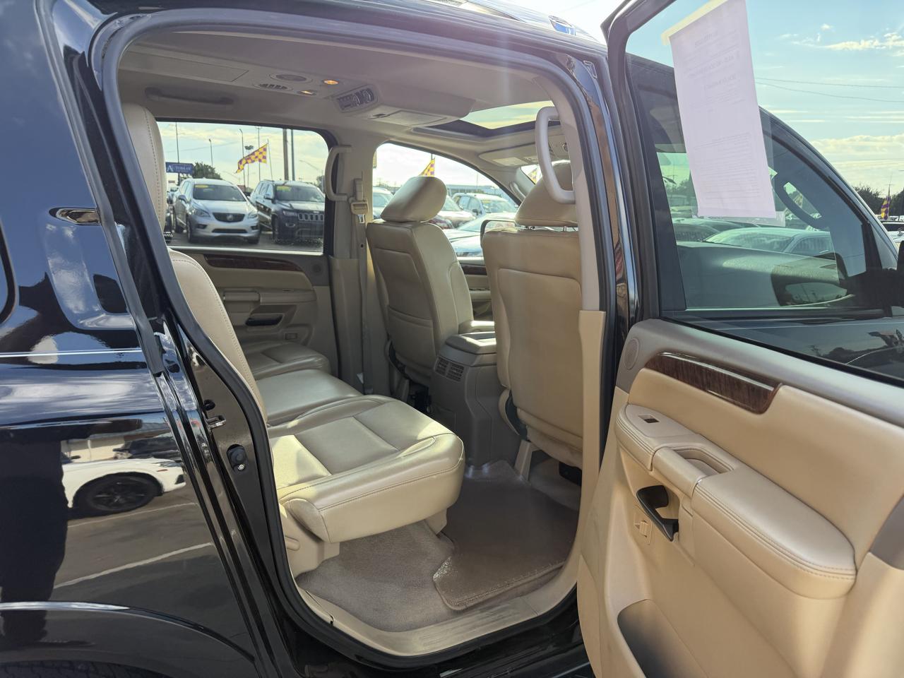 Nissan Armada 2WD 4dr SL 2012