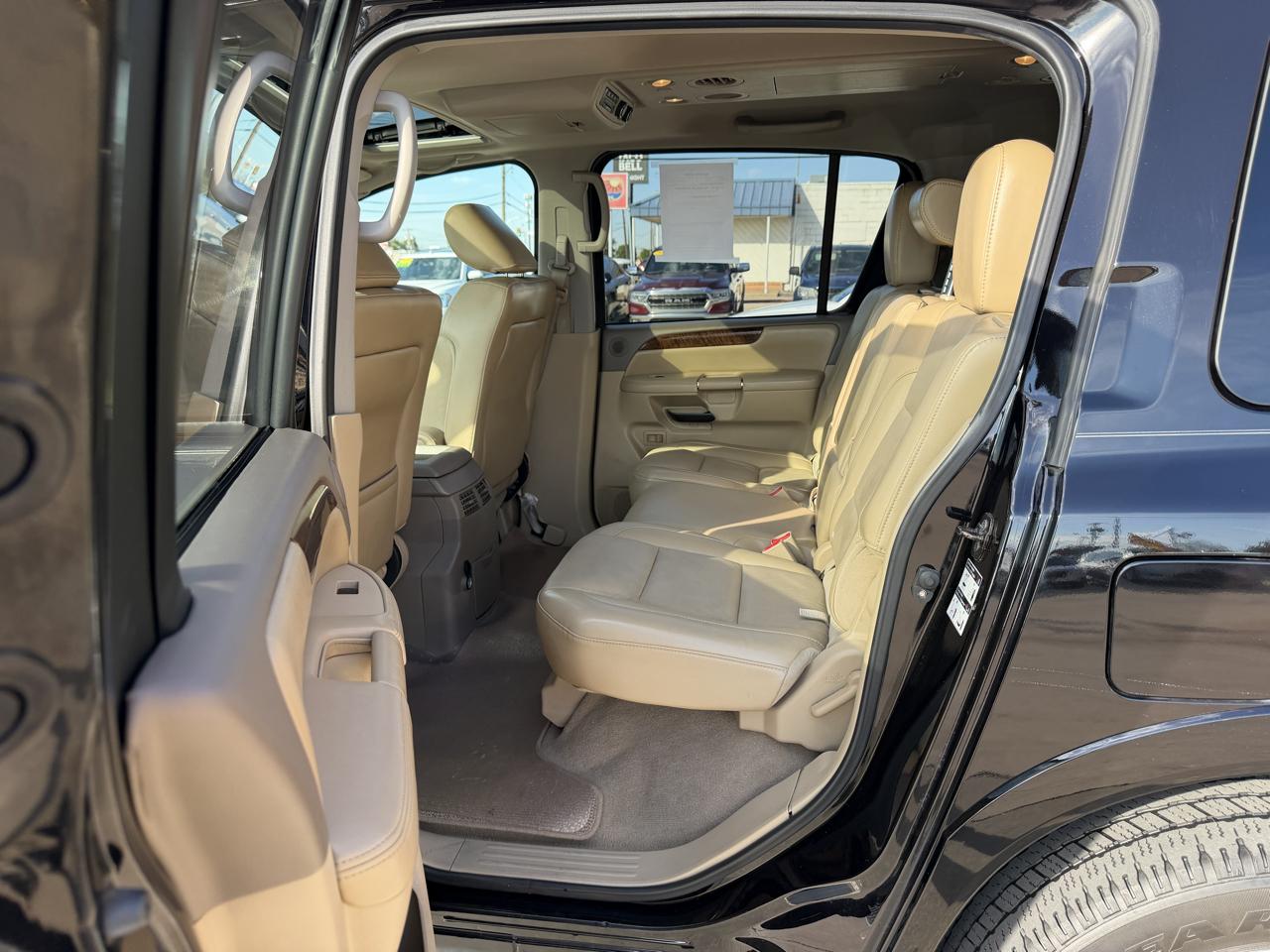 Nissan Armada 2WD 4dr SL 2012