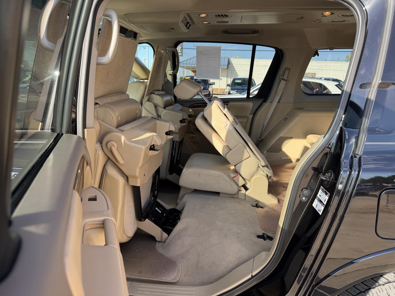 Nissan Armada 2WD 4dr SL 2012