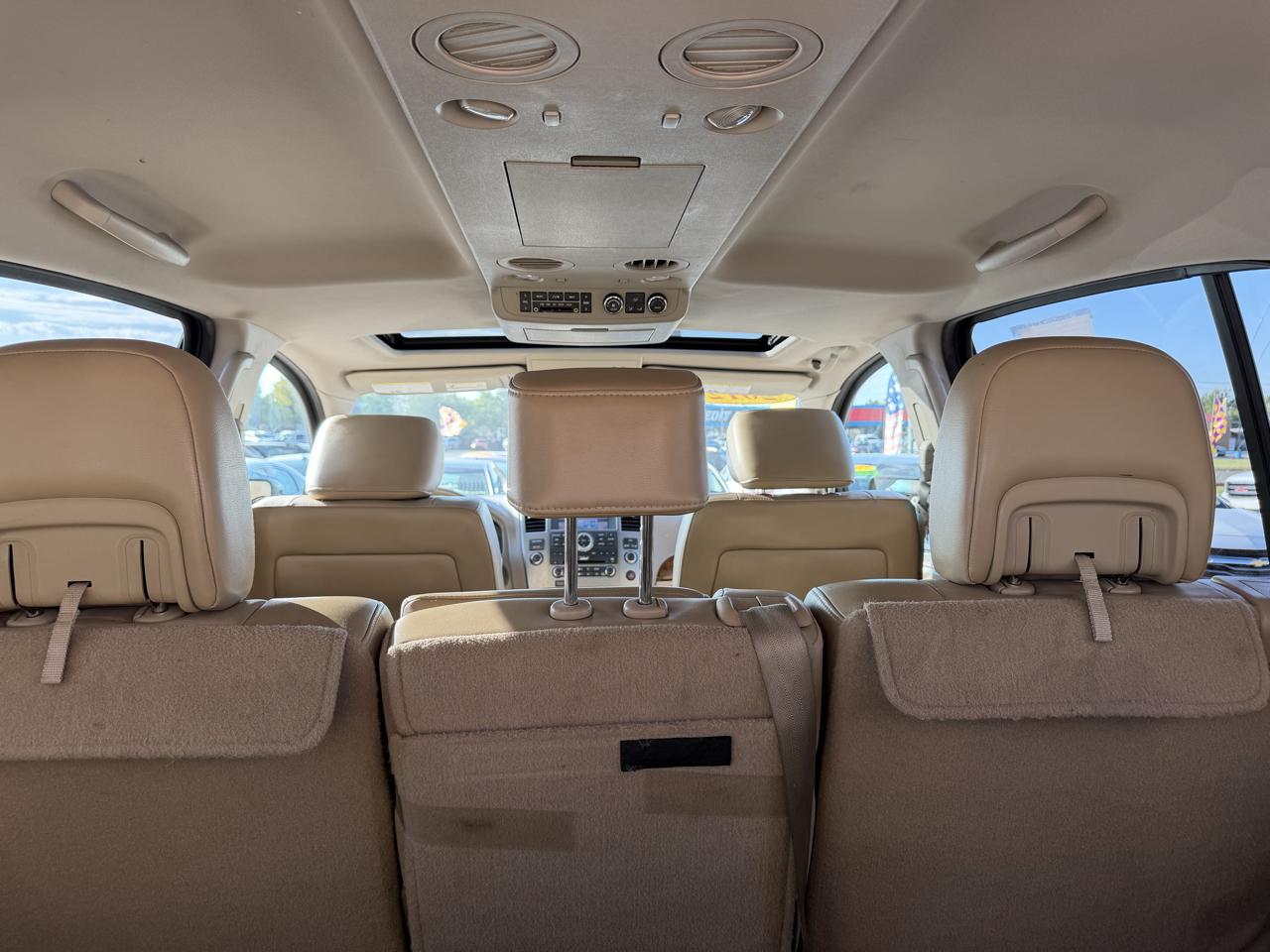 Nissan Armada 2WD 4dr SL 2012