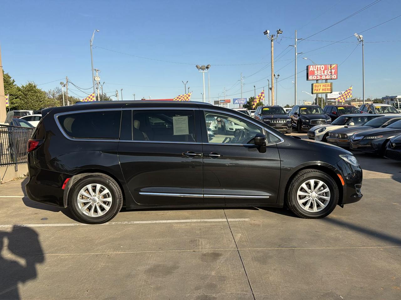 Chrysler Pacifica Touring L FWD 2019