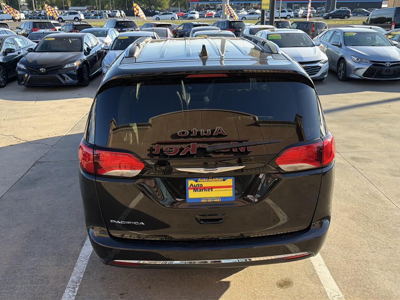 Chrysler Pacifica Touring L FWD 2019