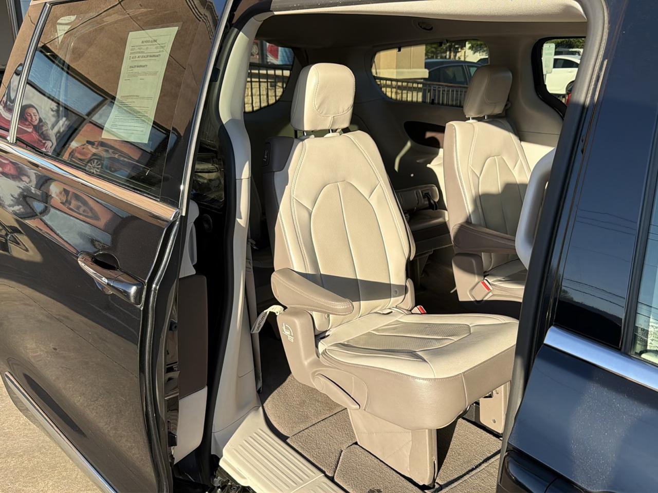 Chrysler Pacifica Touring L FWD 2019