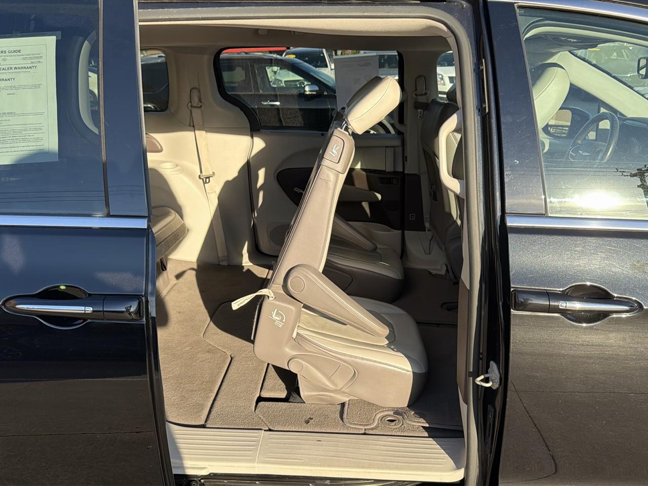 Chrysler Pacifica Touring L FWD 2019