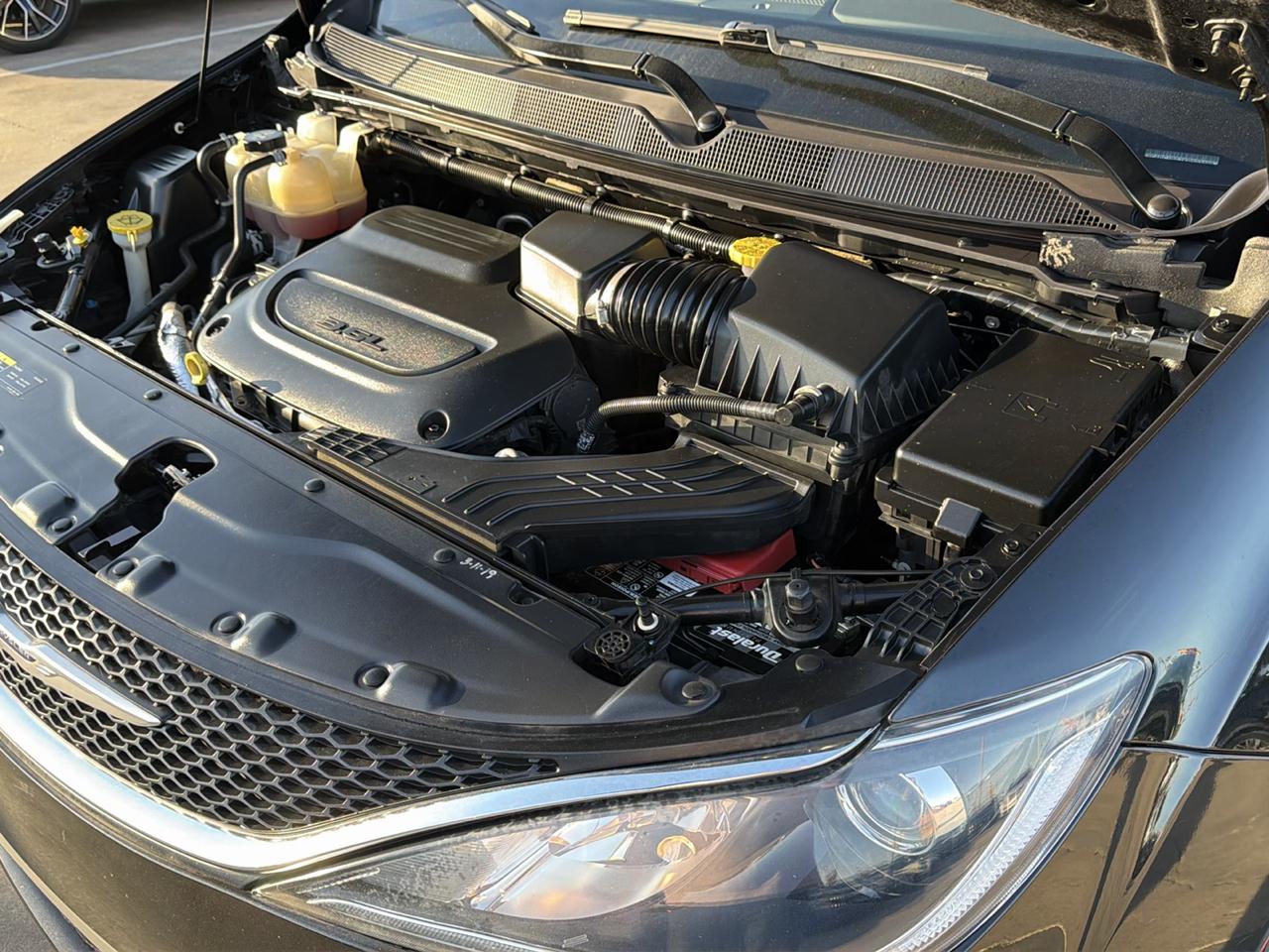 Chrysler Pacifica Touring L FWD 2019