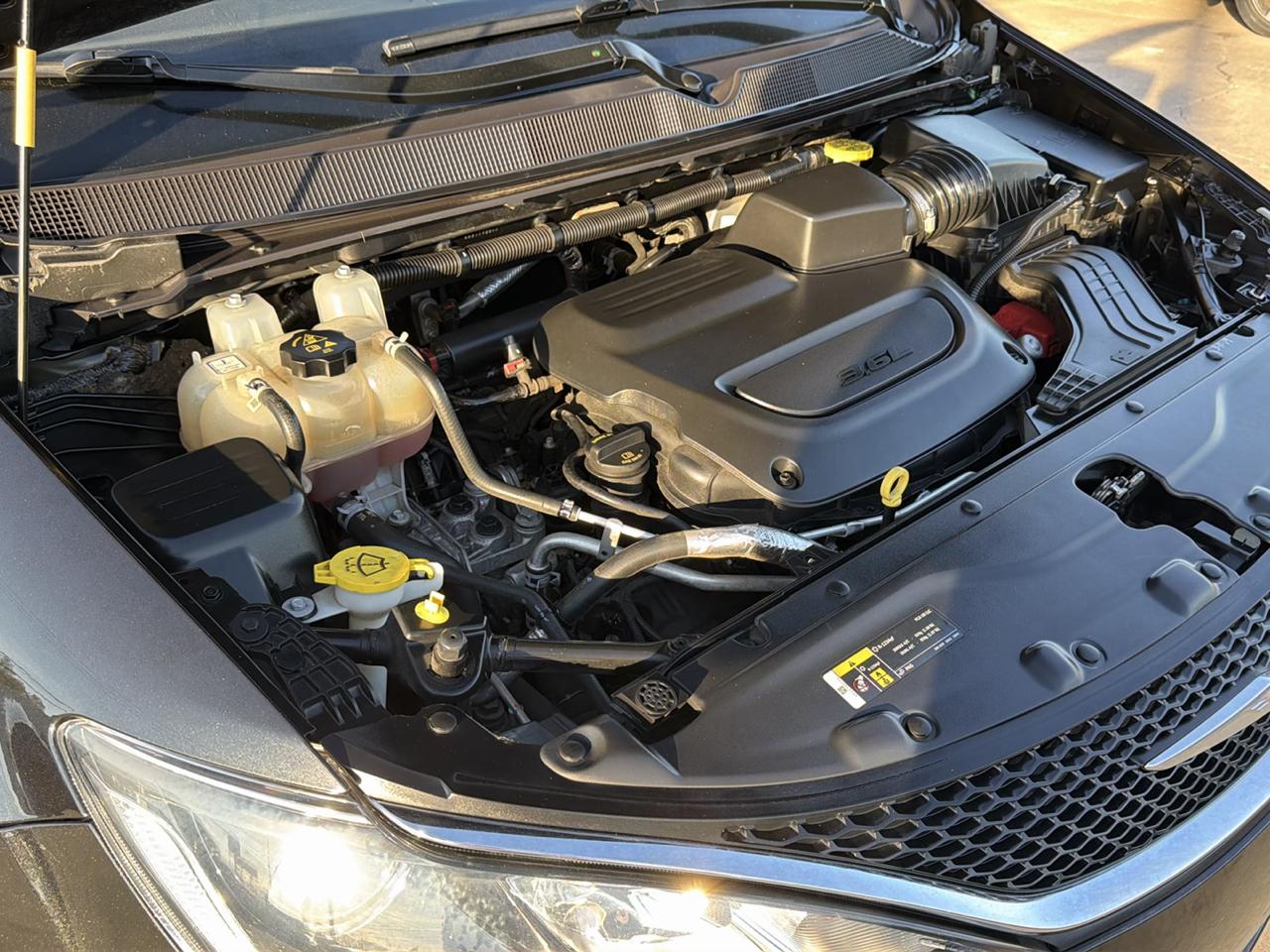 Chrysler Pacifica Touring L FWD 2019