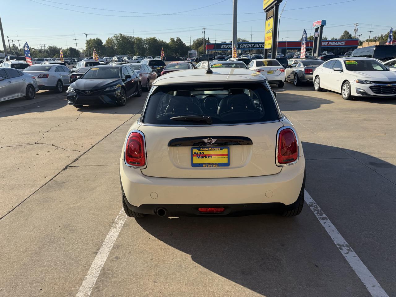 MINI Hardtop 2 Door Cooper FWD 2019