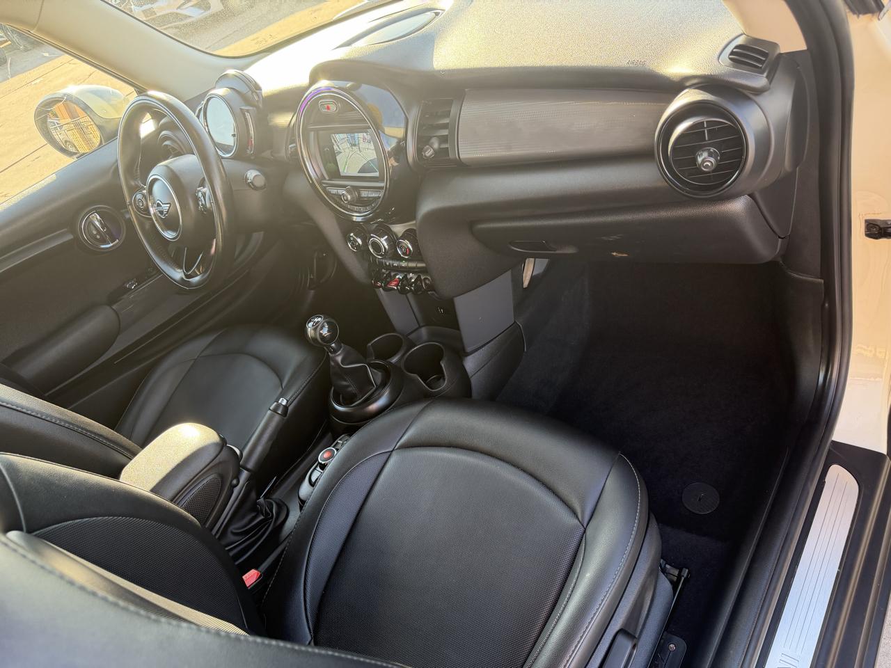 MINI Hardtop 2 Door Cooper FWD 2019