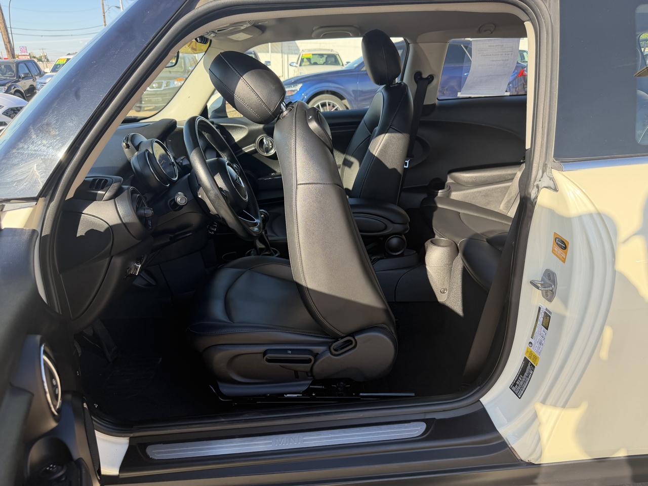 MINI Hardtop 2 Door Cooper FWD 2019