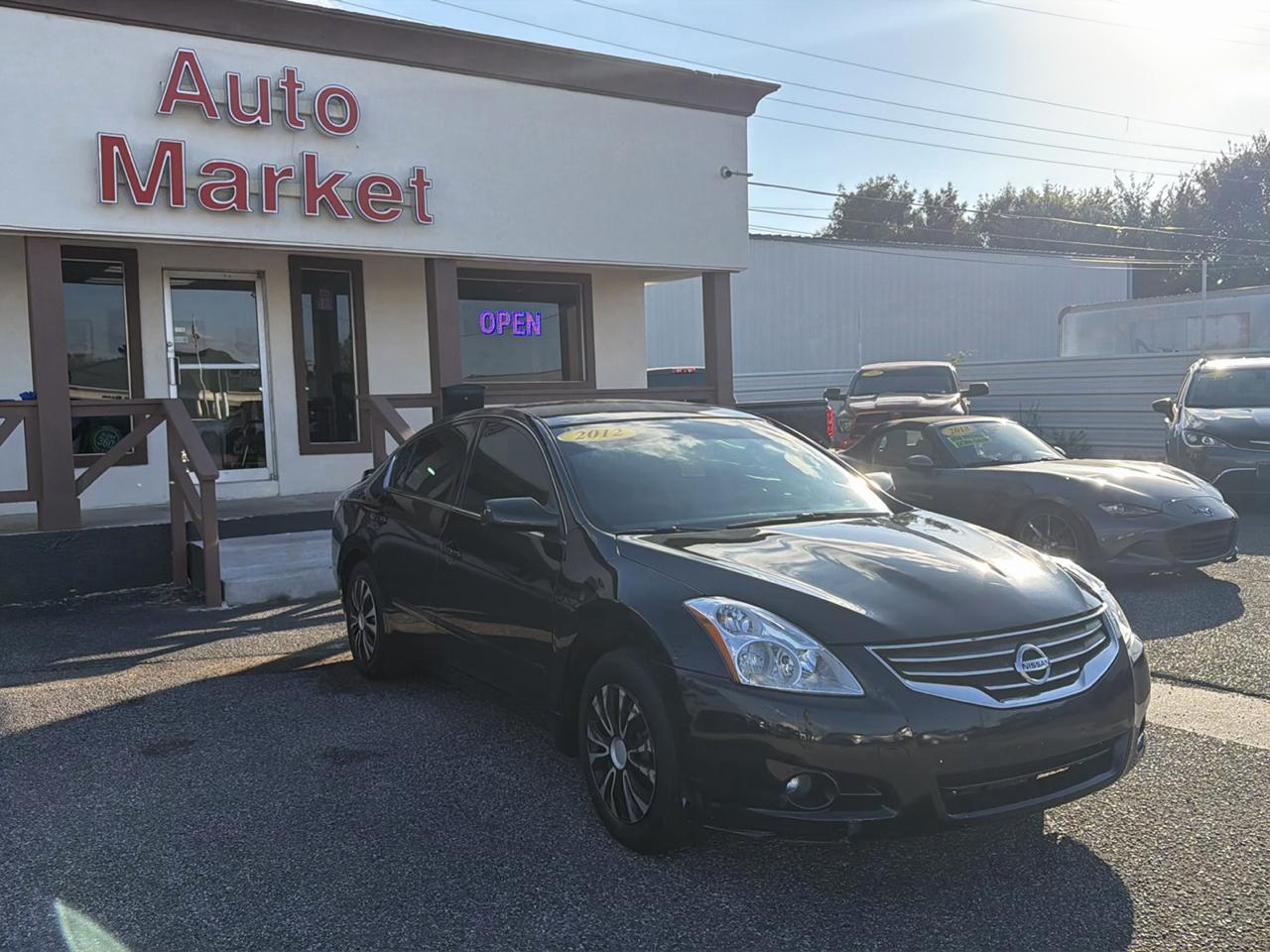 Nissan Altima 4dr Sdn I4 CVT 2.5 S 2012
