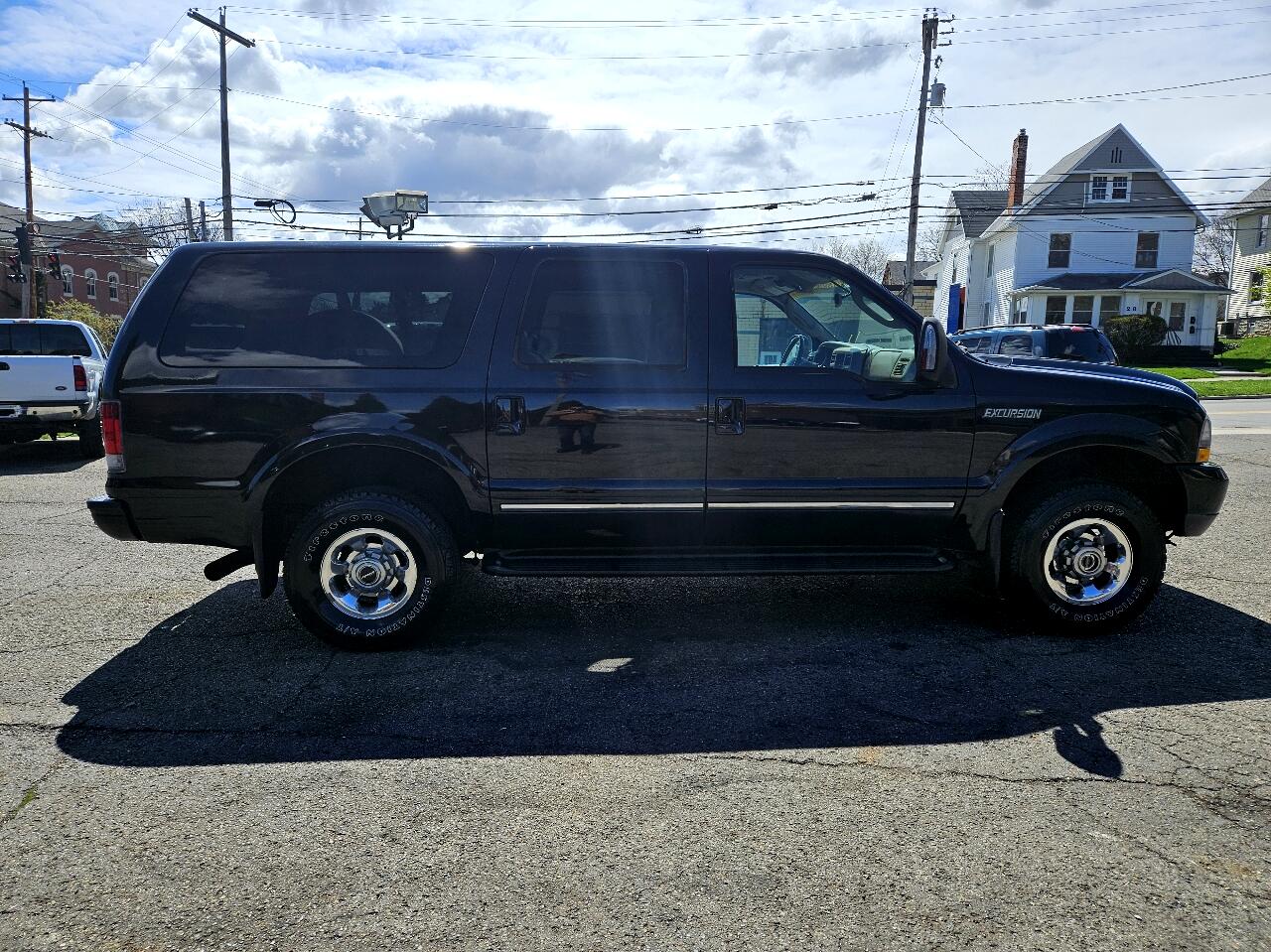 2004 Ford Excursion Limited 6.0L 4WD 12