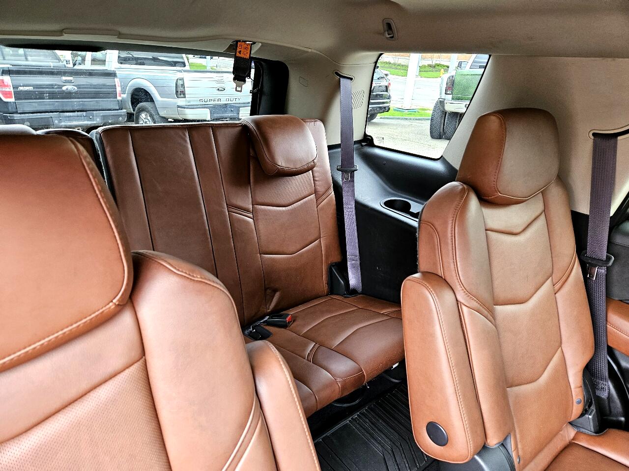 2016 Cadillac Escalade Luxury 4WD 36