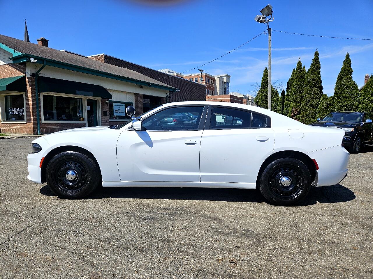 2020 Dodge Charger Police 4
