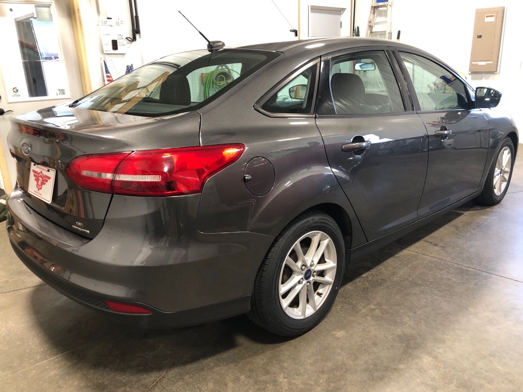 Ford Focus 4dr Sdn SE 2016
