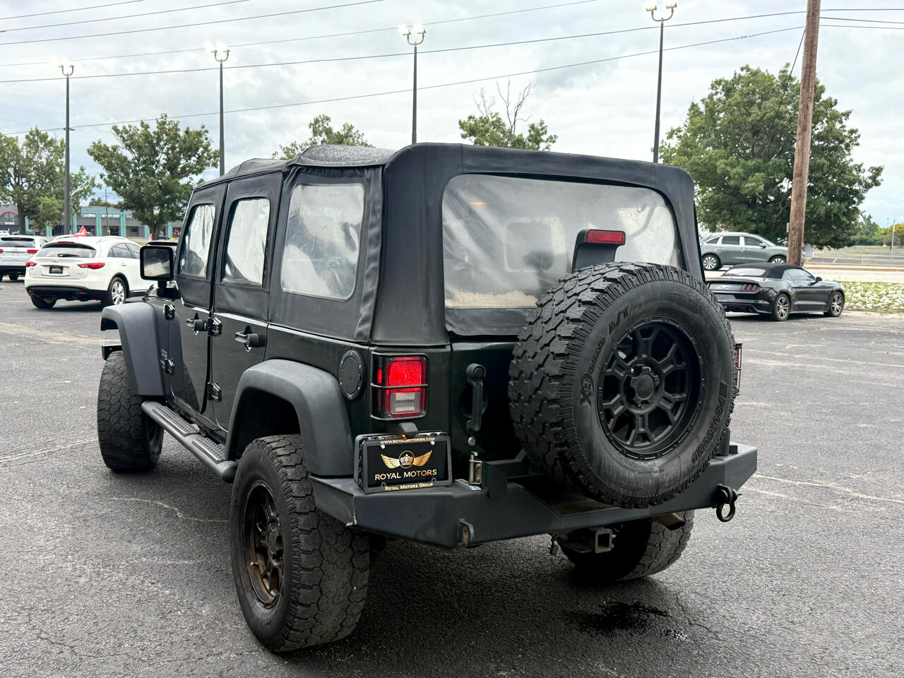 Jeep Wrangler Unlimited Sport 4WD 2010