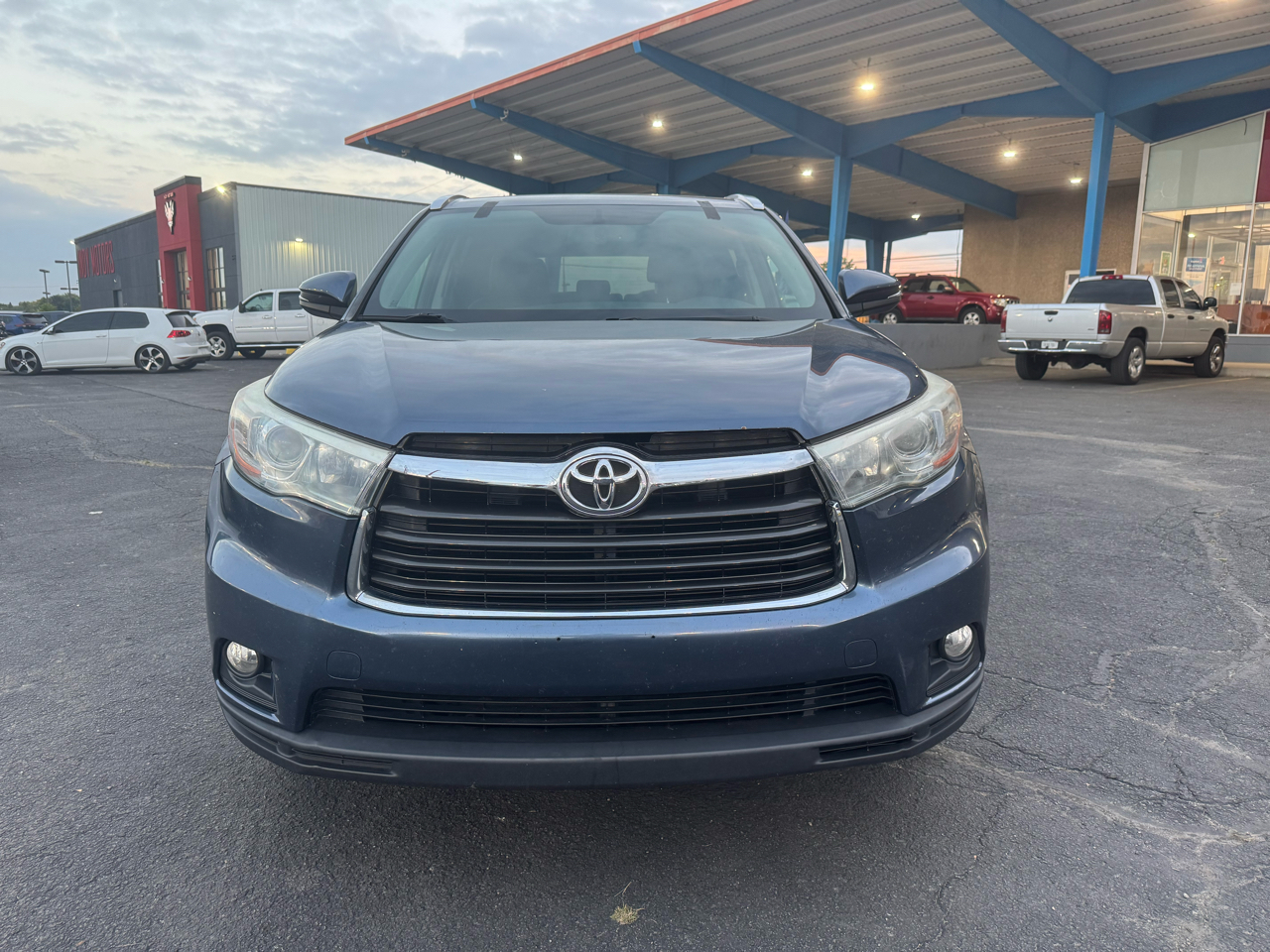 Toyota Highlander XLE AWD V6 2016