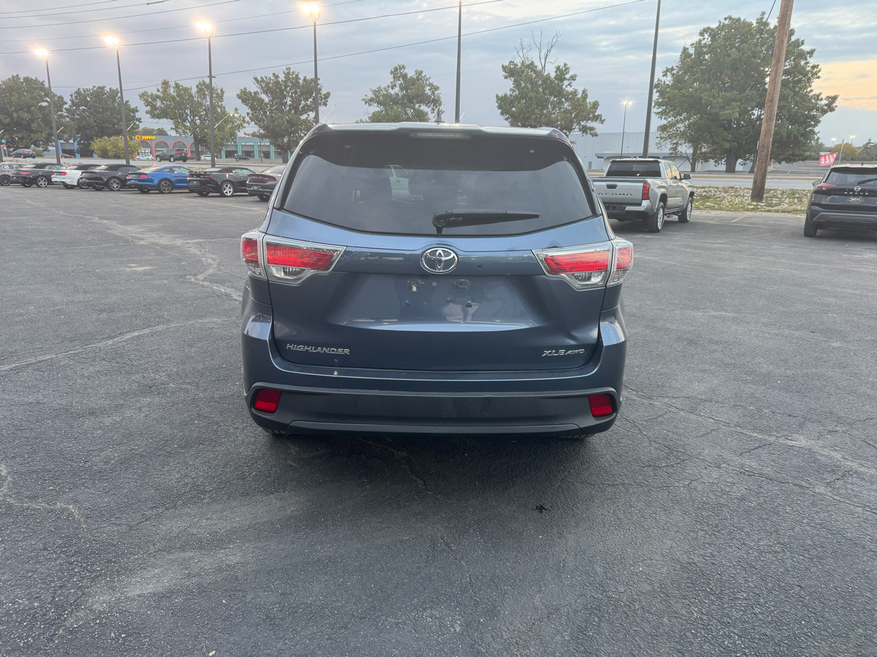 Toyota Highlander XLE AWD V6 2016