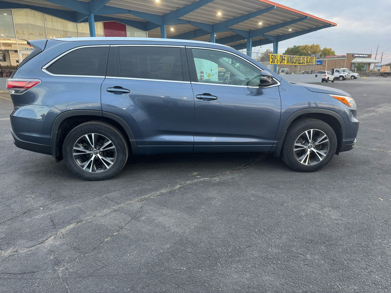 Toyota Highlander XLE AWD V6 2016