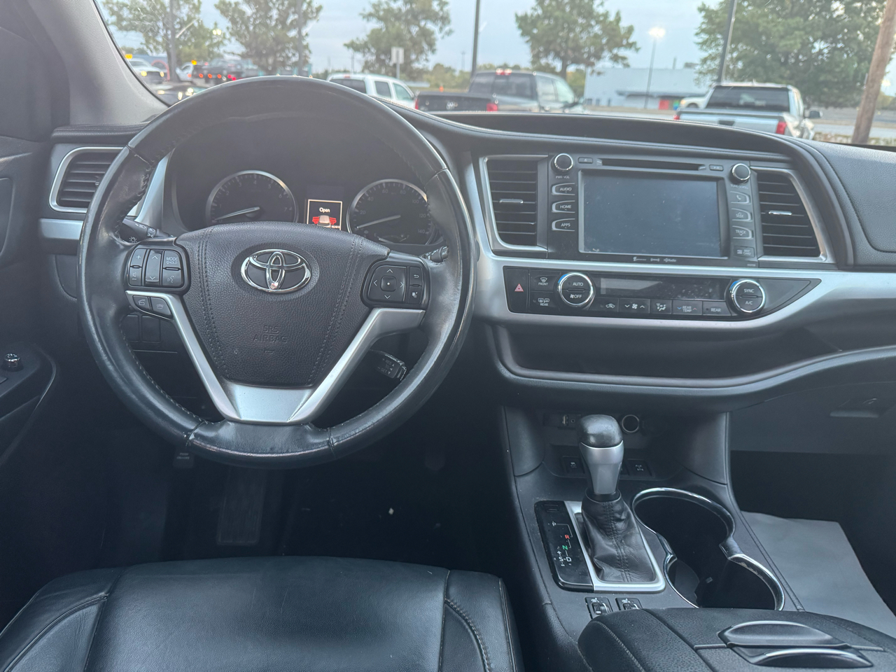 Toyota Highlander XLE AWD V6 2016