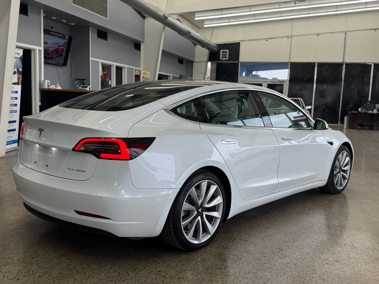 Tesla Model 3 Long Range AWD 2018