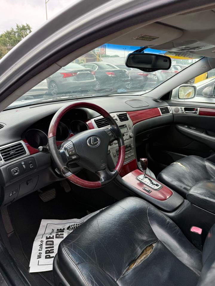 Lexus ES 330 Sedan 2005