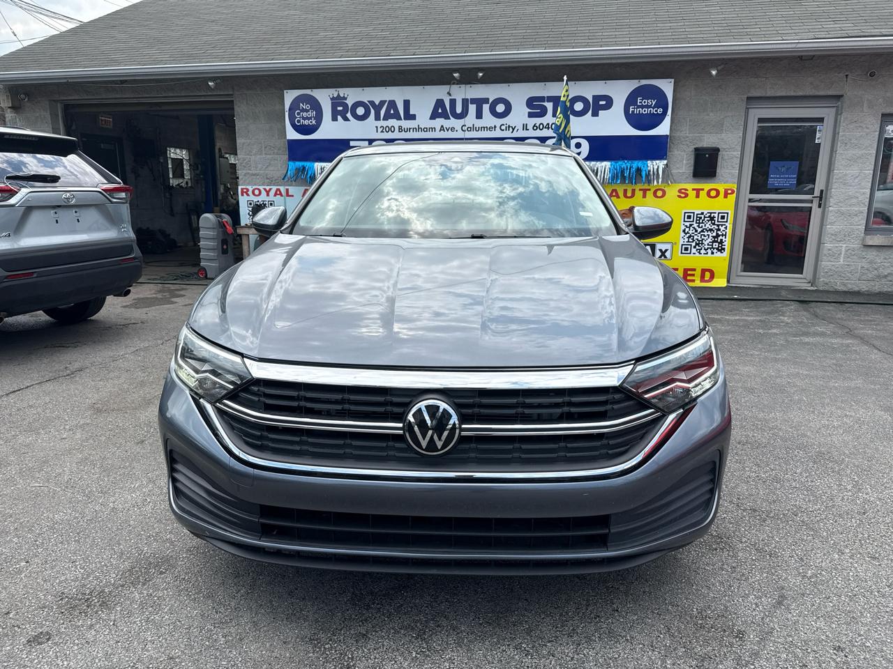 Volkswagen Jetta SE 4D Sedan 2024