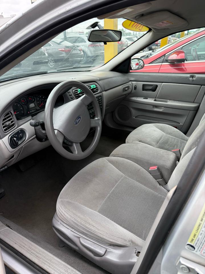 Ford Taurus  2007