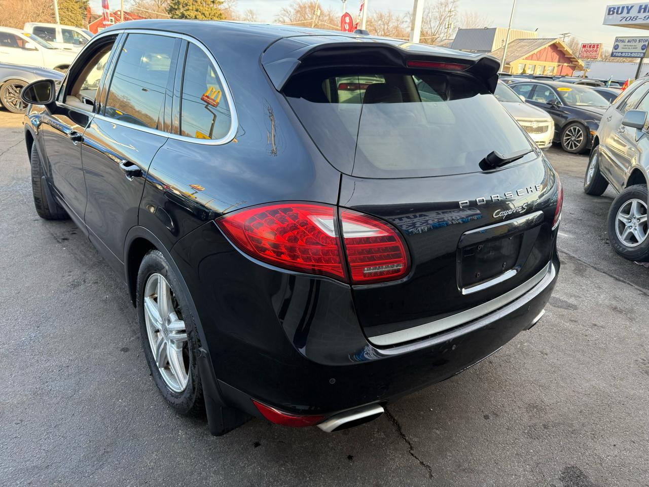 Porsche Cayenne  2012