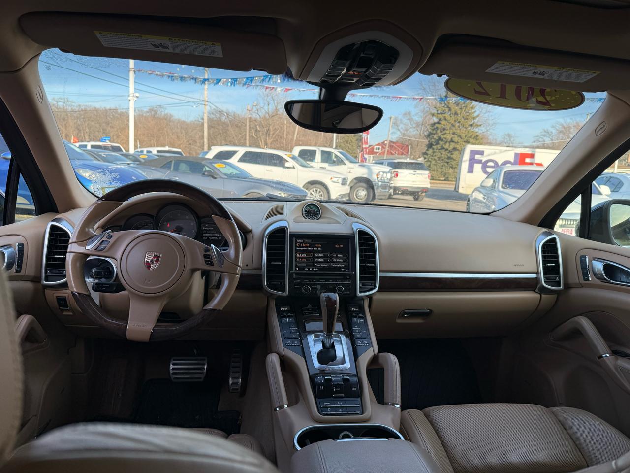 Porsche Cayenne  2012