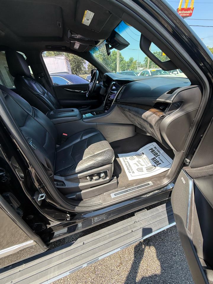 Cadillac Escalade  2015
