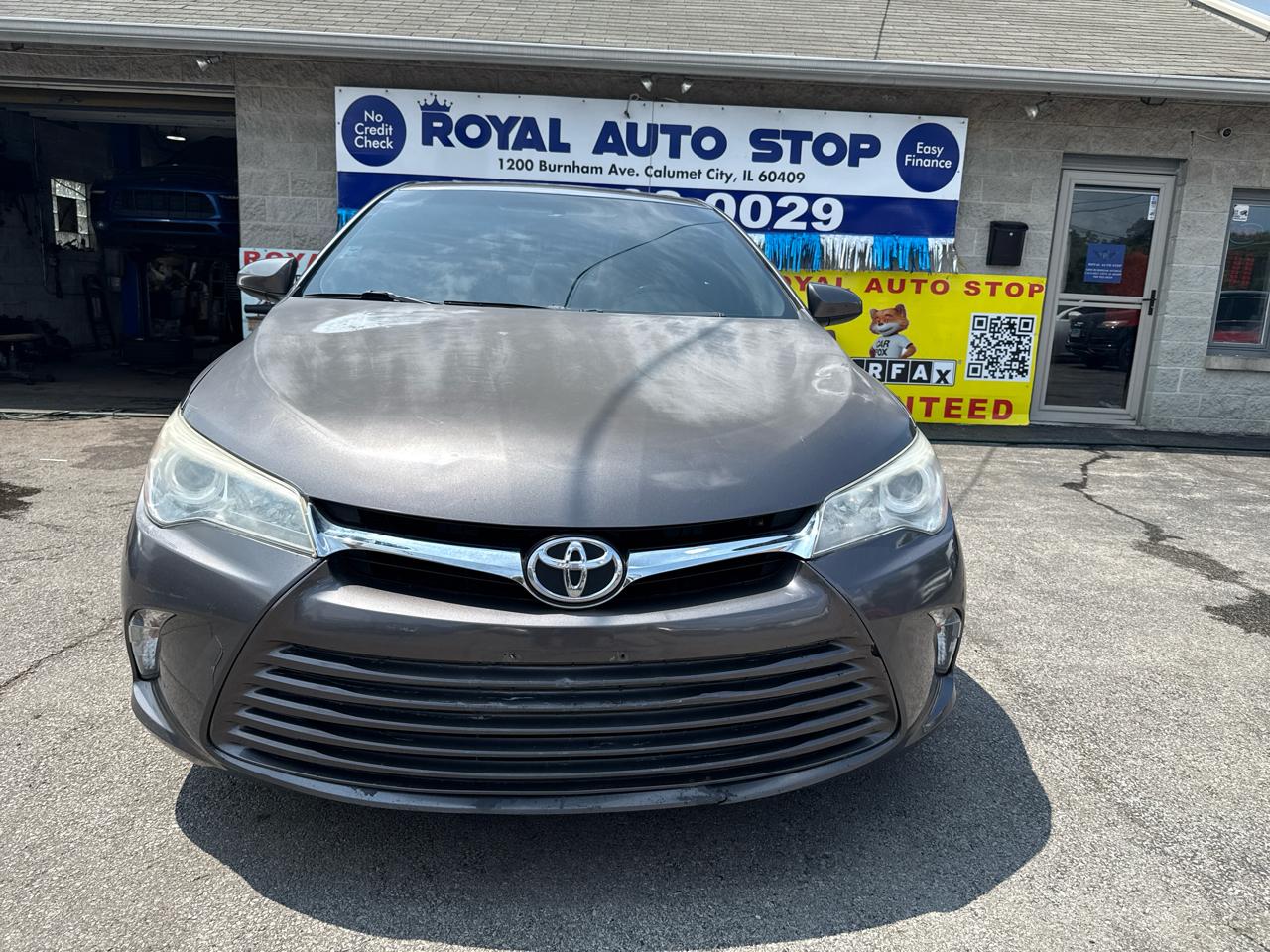 Toyota Camry  2017