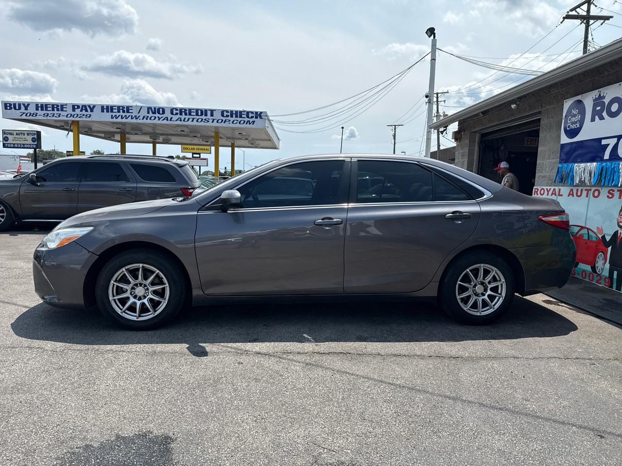 Toyota Camry  2017