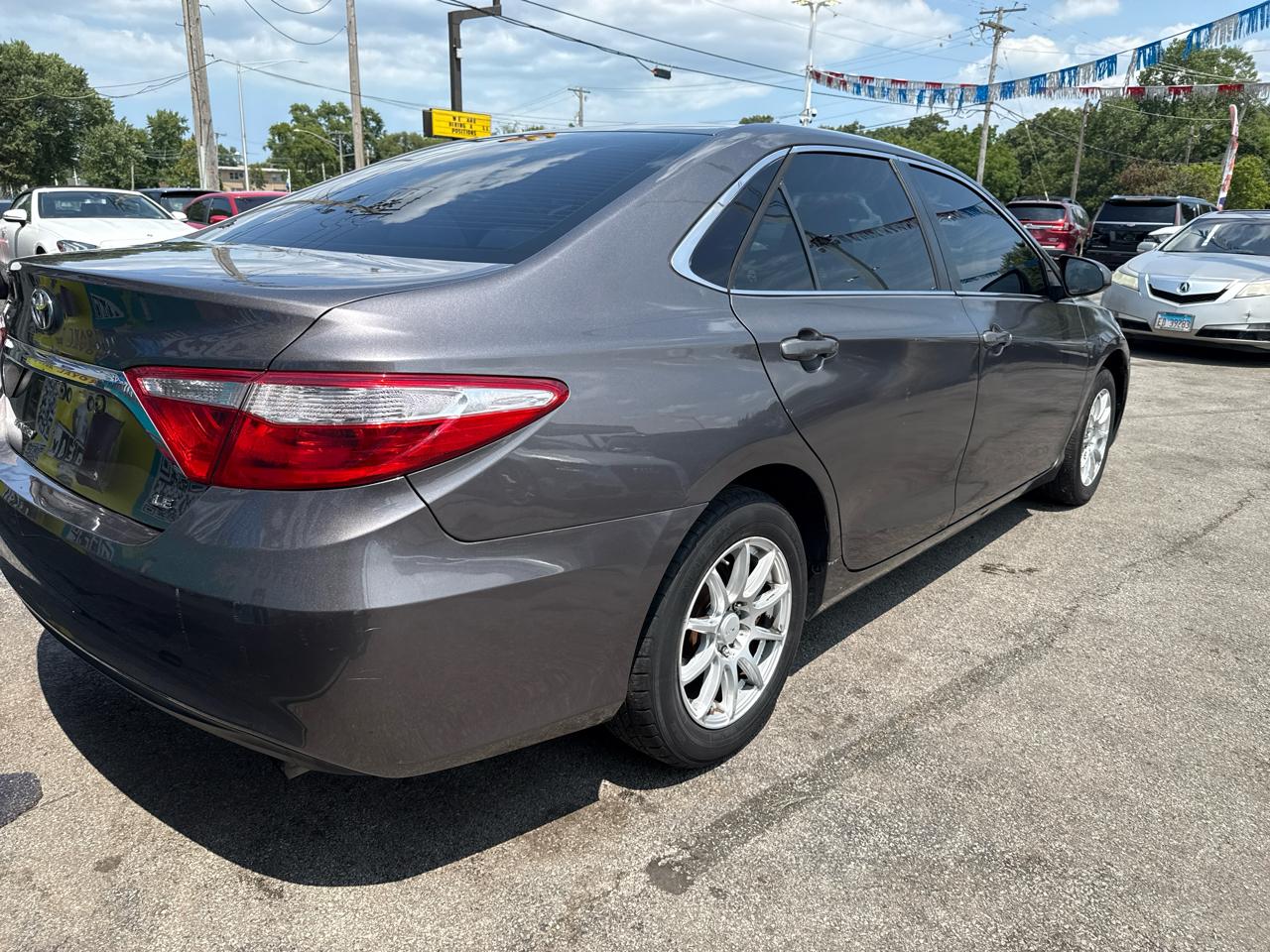 Toyota Camry  2017