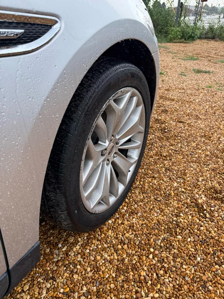 Ford Taurus Limited FWD 2016