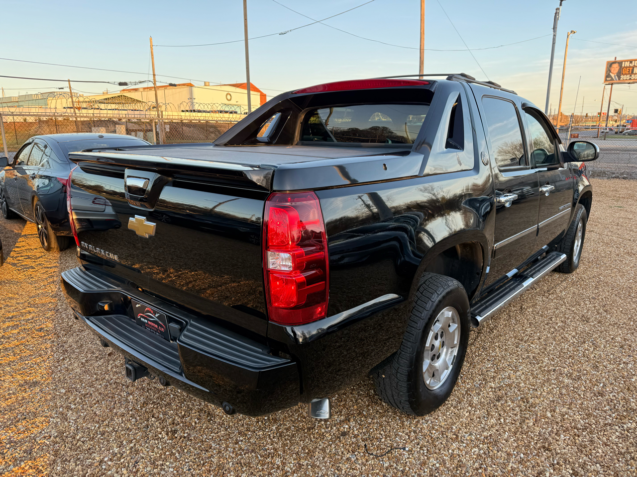 Chevrolet Avalanche LT 2WD 2013