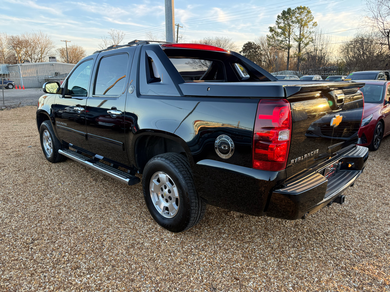 Chevrolet Avalanche LT 2WD 2013