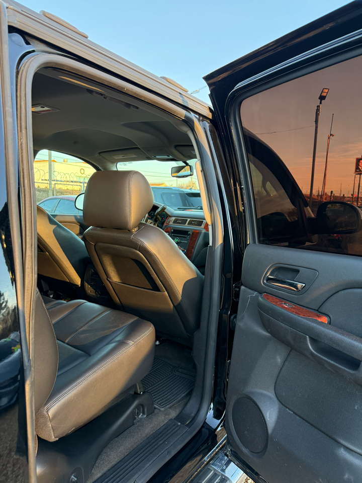 Chevrolet Avalanche LT 2WD 2013