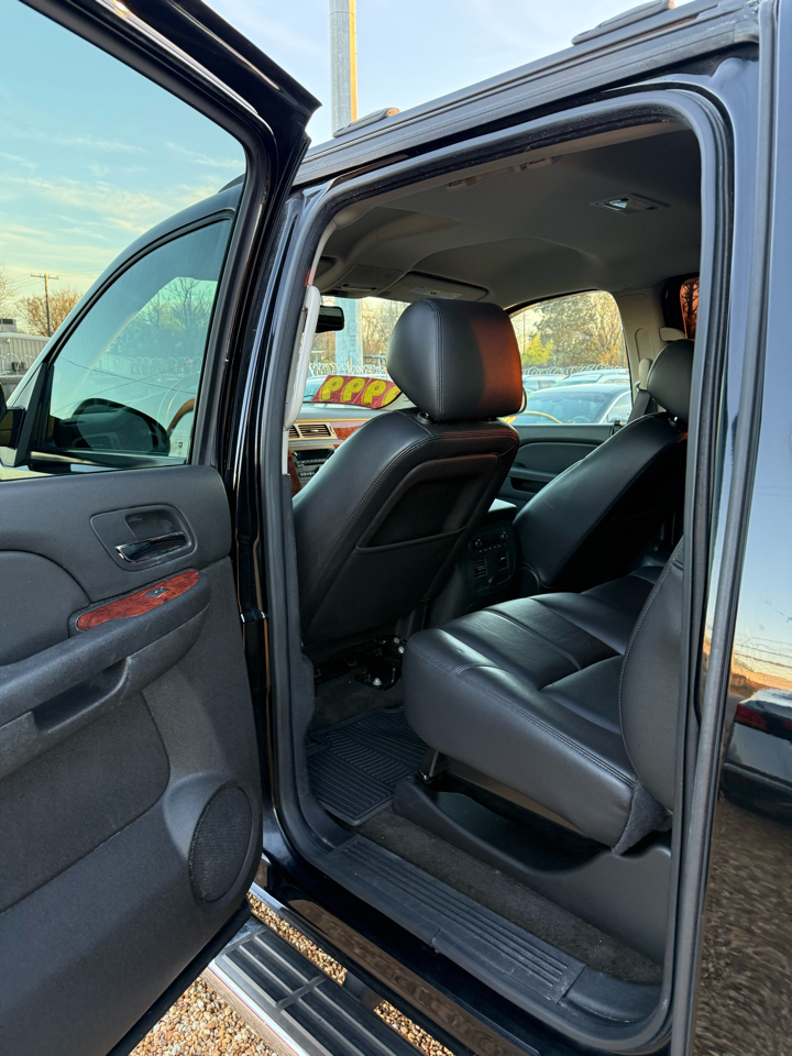 Chevrolet Avalanche LT 2WD 2013