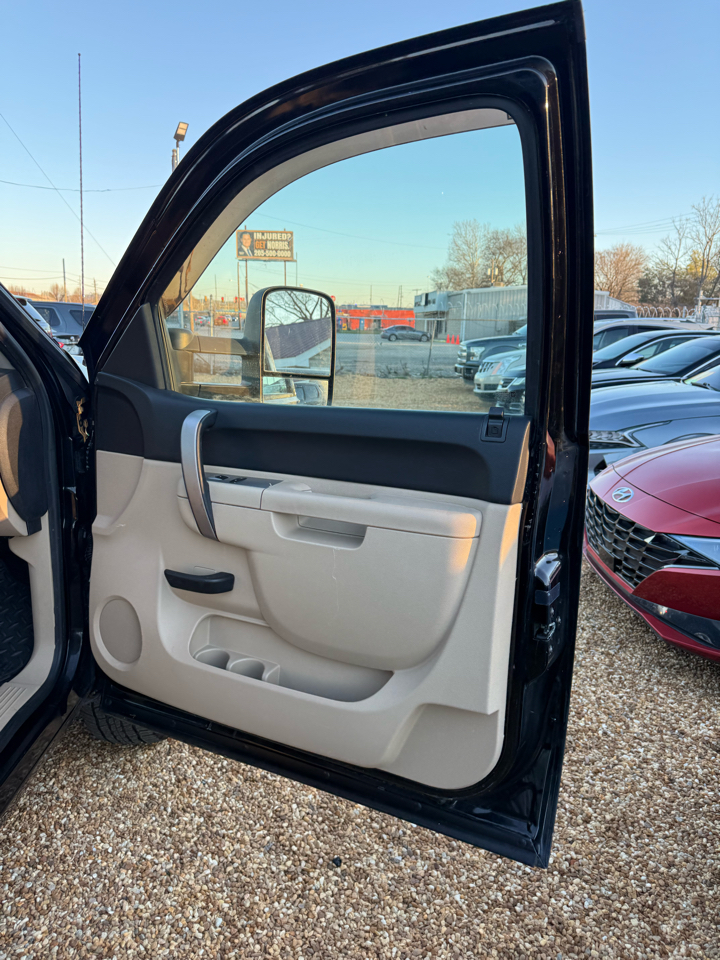 Chevrolet Silverado 1500 LT Ext. Cab Long Box 4WD 2011