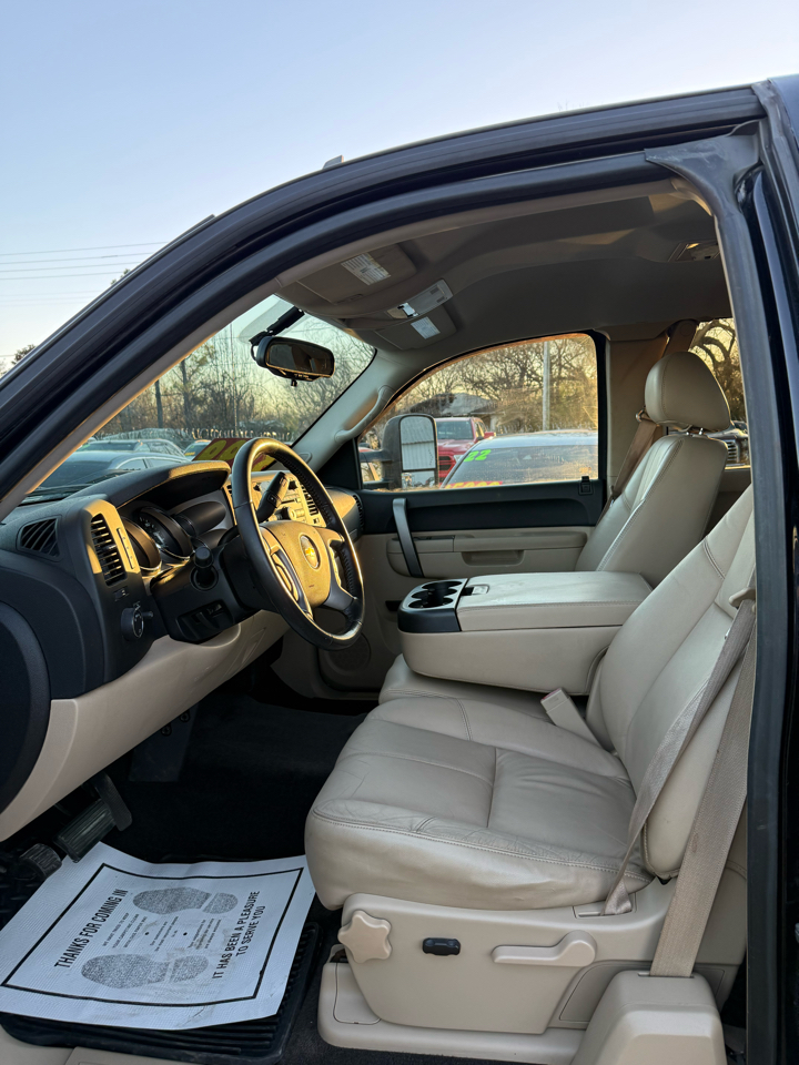 Chevrolet Silverado 1500 LT Ext. Cab Long Box 4WD 2011