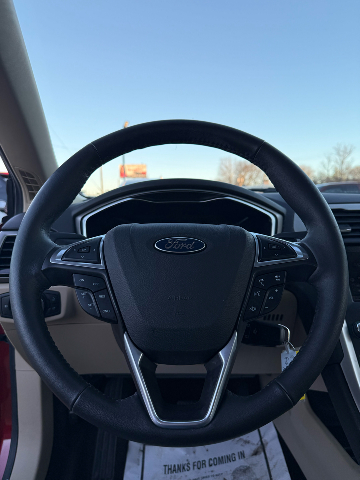 Ford Fusion SE 2015
