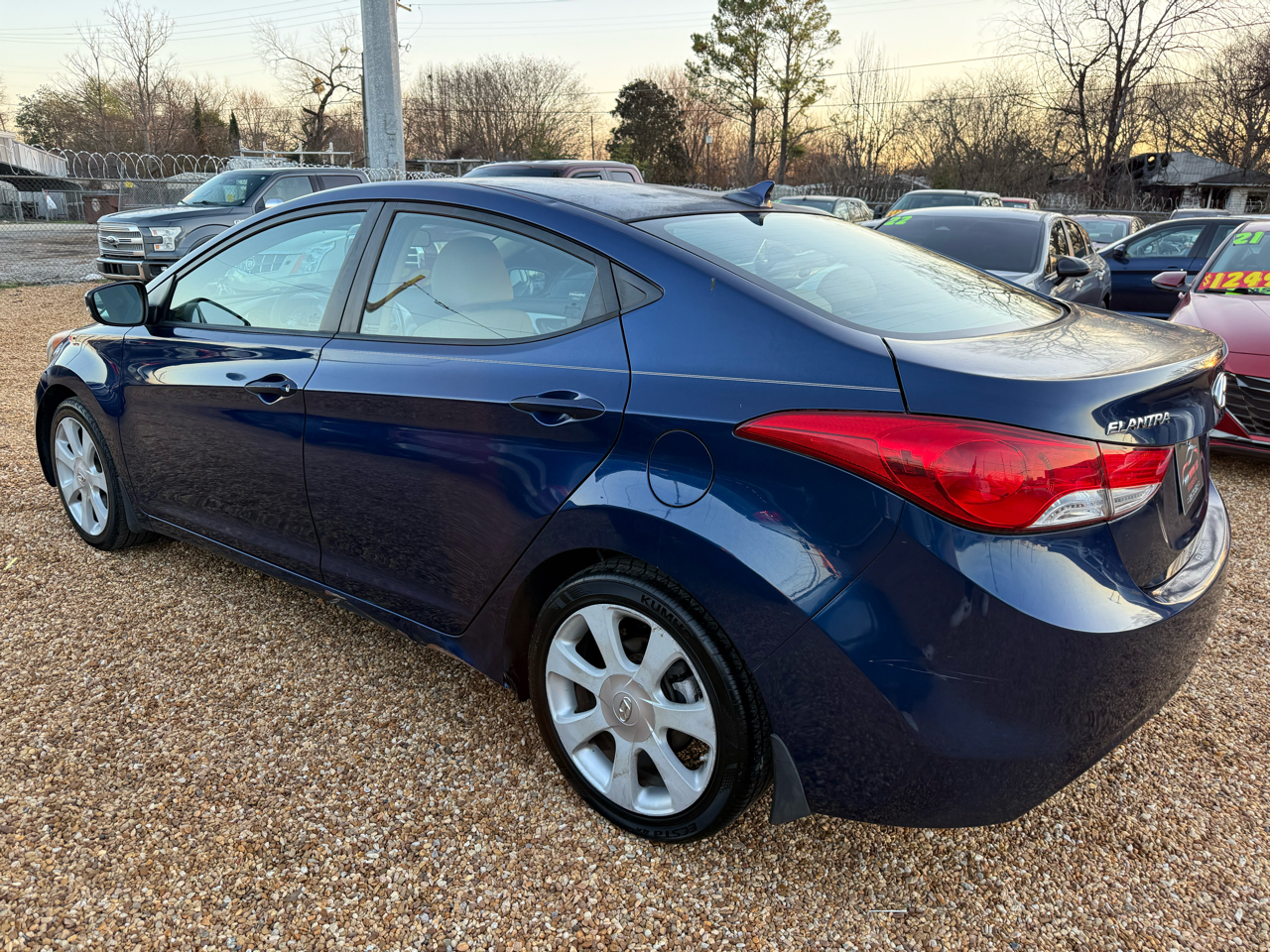 Hyundai Elantra Limited 2013