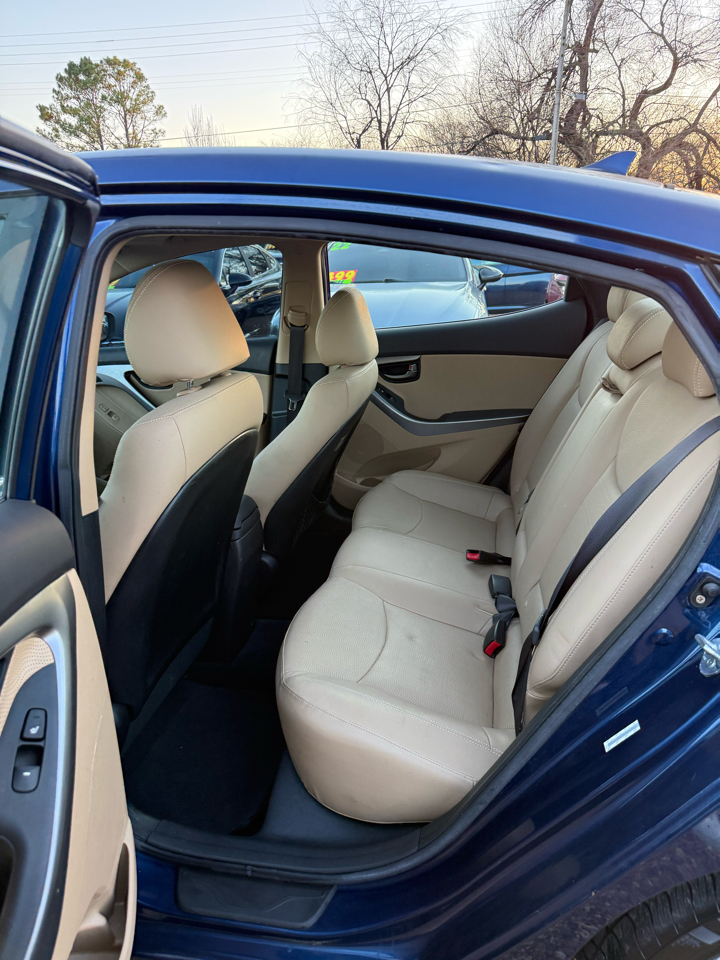 Hyundai Elantra Limited 2013