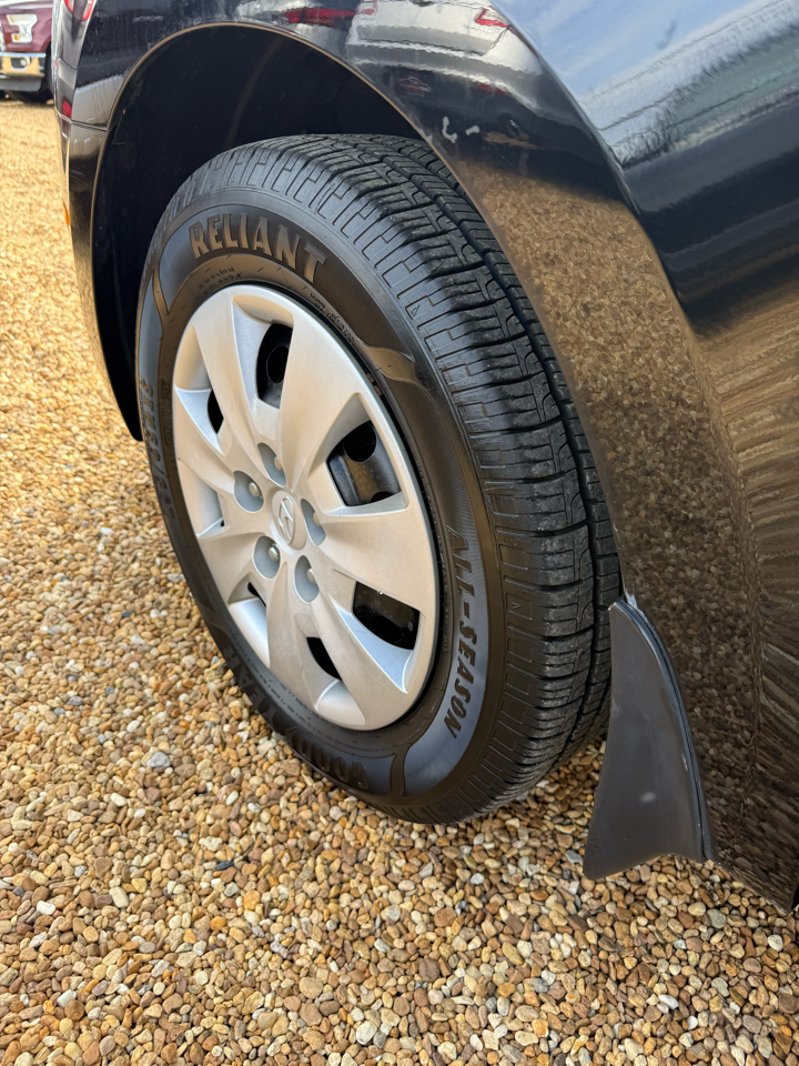 Hyundai Elantra Touring SE Automatic 2011