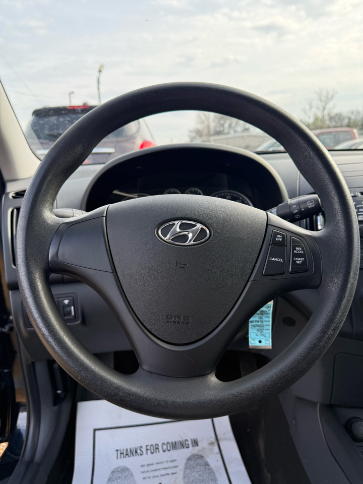 Hyundai Elantra Touring SE Automatic 2011