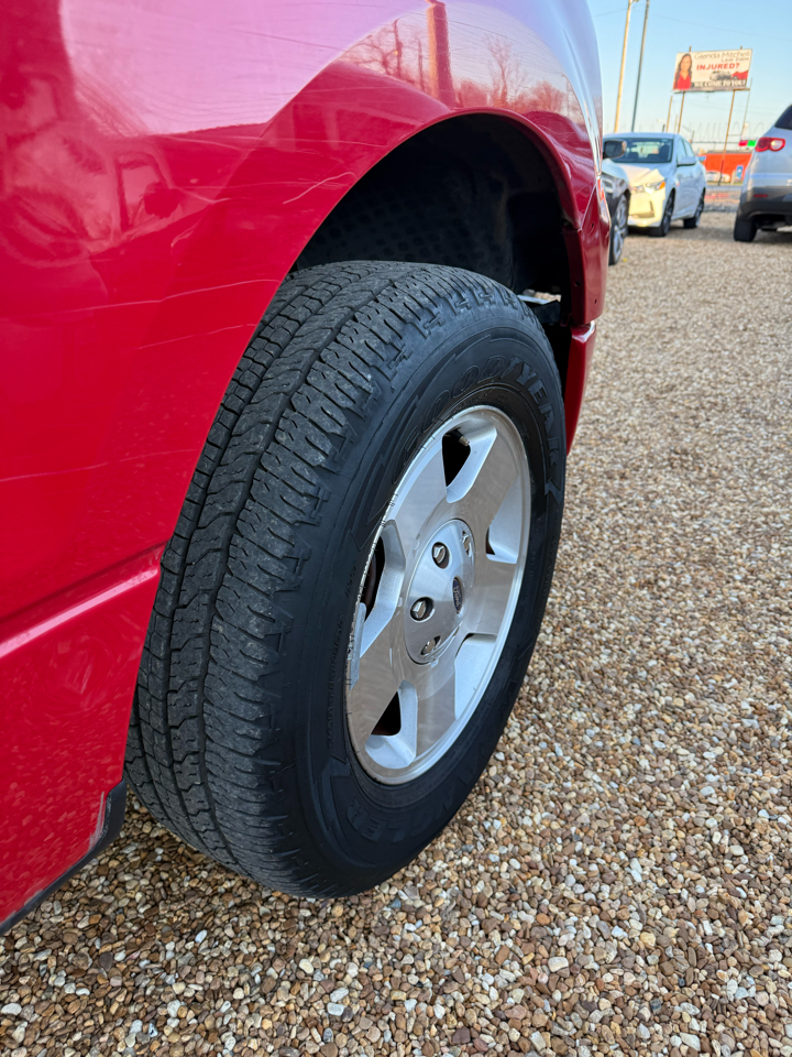 Ford F-150 STX 2WD 2006